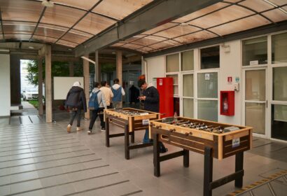 Aiep san fernando alumnos patio interior