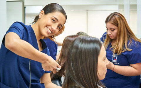 Técnico en Cosmetología AIEP