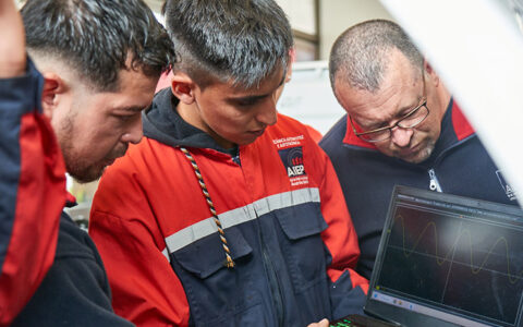 electromovilidad alumnos profesor AIEP