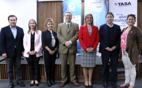 Seminario Logística Escuela Negocios AIEP
