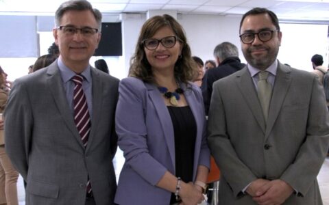 Lanzamiento Técnico en Farmacia AIEP