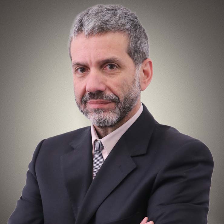 Óscar Iriani, director de sede AIEP Online