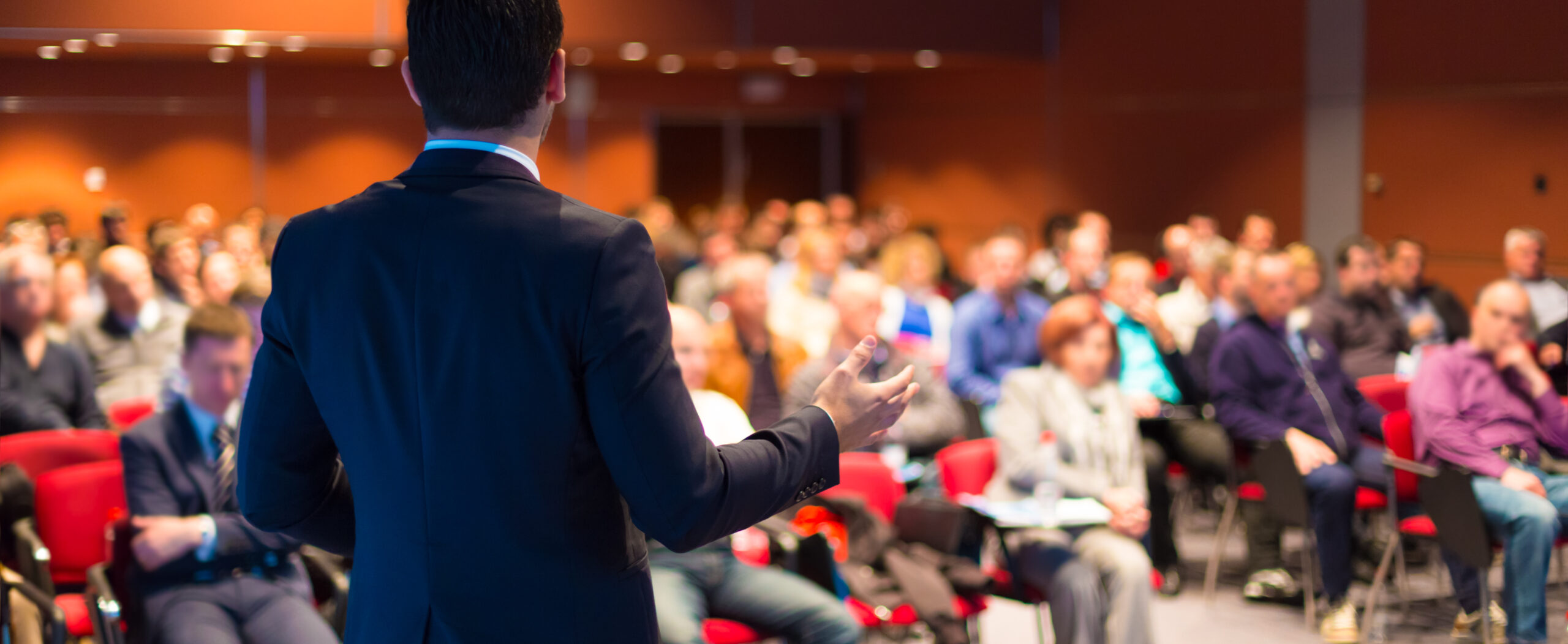 Técnico en Comunicación y Relaciones Públicas AIEP_genérica