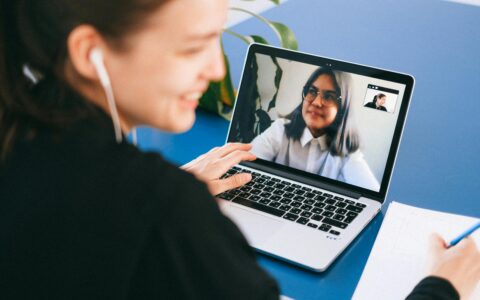 Online y Telepresente_AIEP_blog