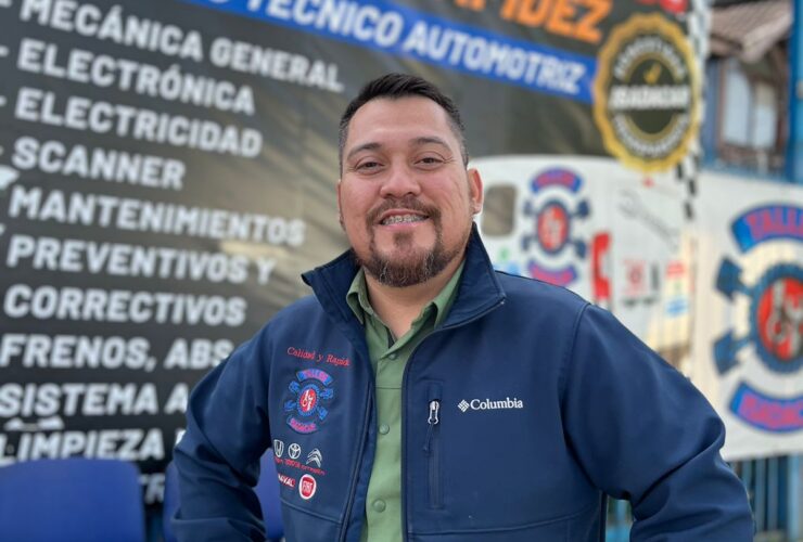 José Domingo Tapia, Ingeniero en Mecánica Automotriz y Autotrónica AIEP.