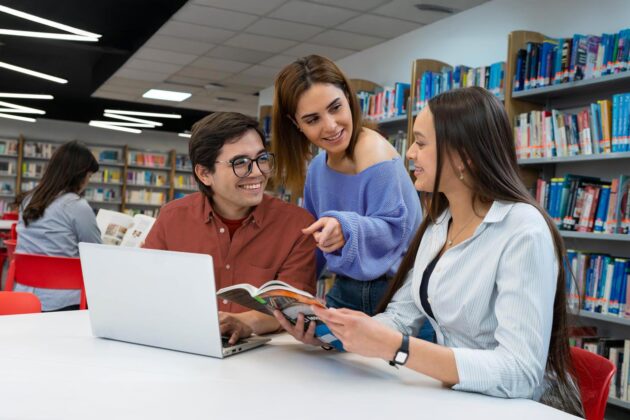 Estudiantes AIEP Admisión 2025