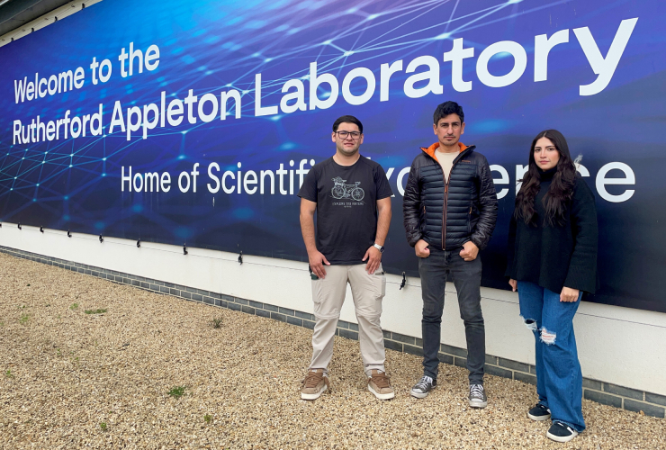 Estudiantes AIEP Laboratorio Rutherford Appleton