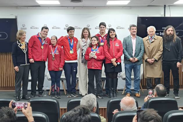 pacto invisible AIEP