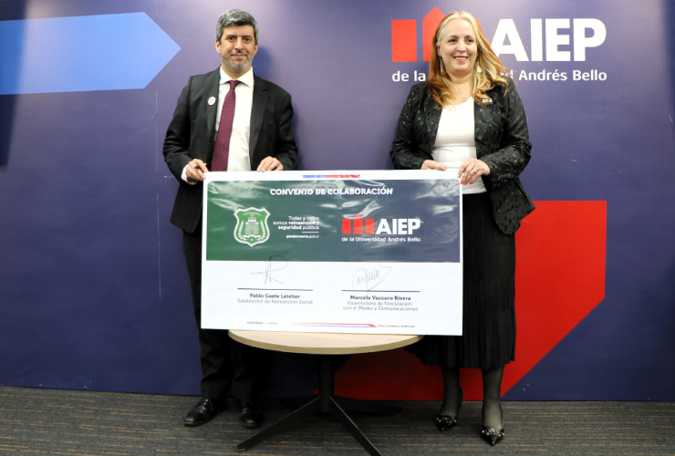 Firma acuerdo AIEP Gendarmería