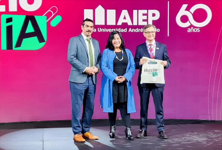 Presentación Hazlo con IA autoridades AIEP