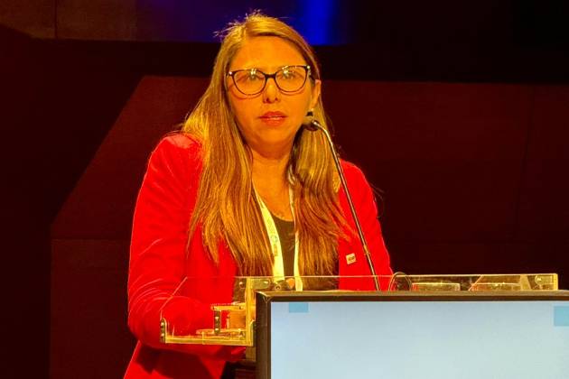 María José Orellana, directora Nacional de Sede Online AIEP en Seminario Internacional Vertebral 2025
