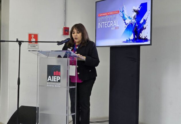 Isser Donoso Seminario Internacional Estética Integral AIEP