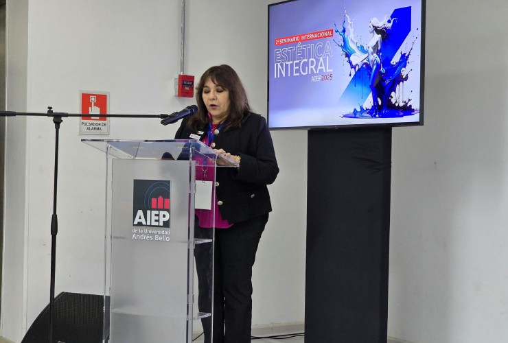Isser Donoso Seminario Internacional Estética Integral AIEP