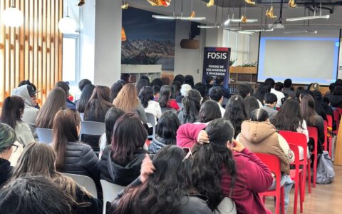 AIEP Antofagasta FOSIS Fomento Femenino