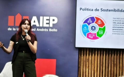 Javiera Gutierrez AIEP Sostenibilidad Seminario Compostando-Ando