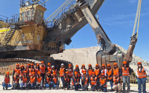 Visita estudiantes AIEP Calama a Codelco